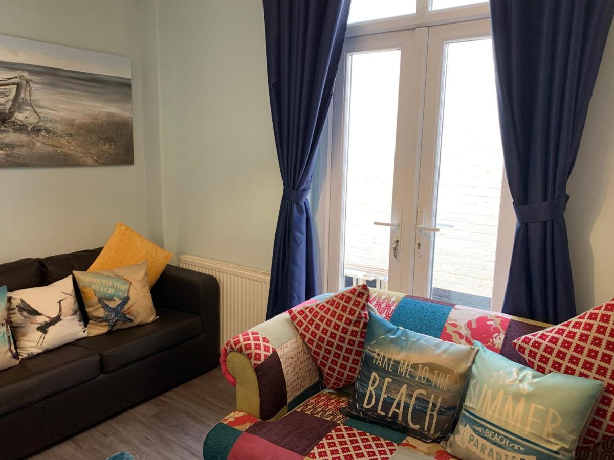 Ground Floor Apartment Ексмут Екстериор снимка