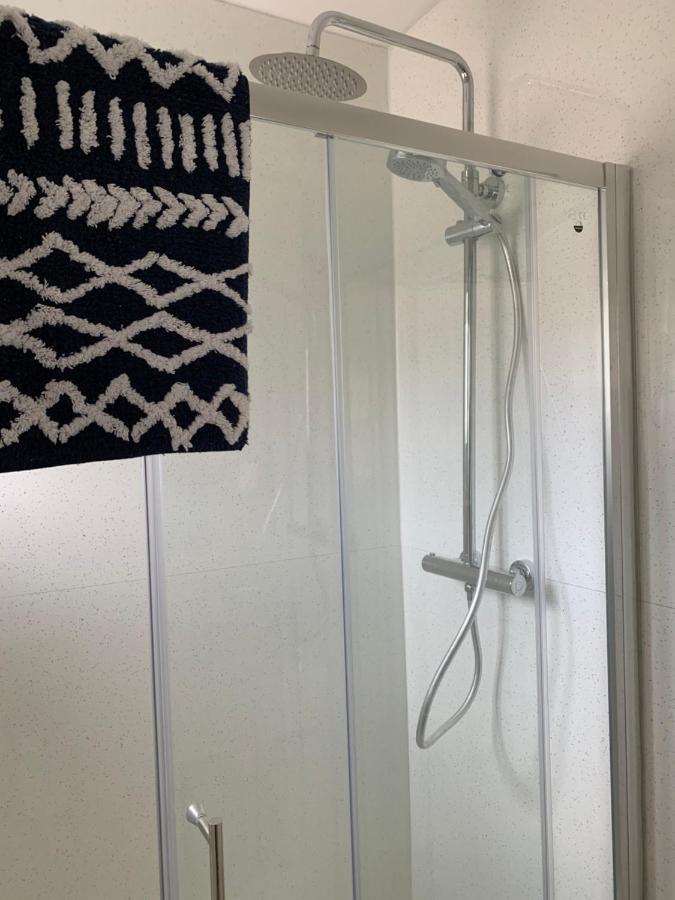Ground Floor Apartment Ексмут Екстериор снимка