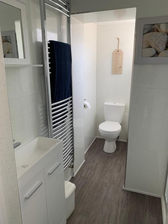 Ground Floor Apartment Ексмут Екстериор снимка